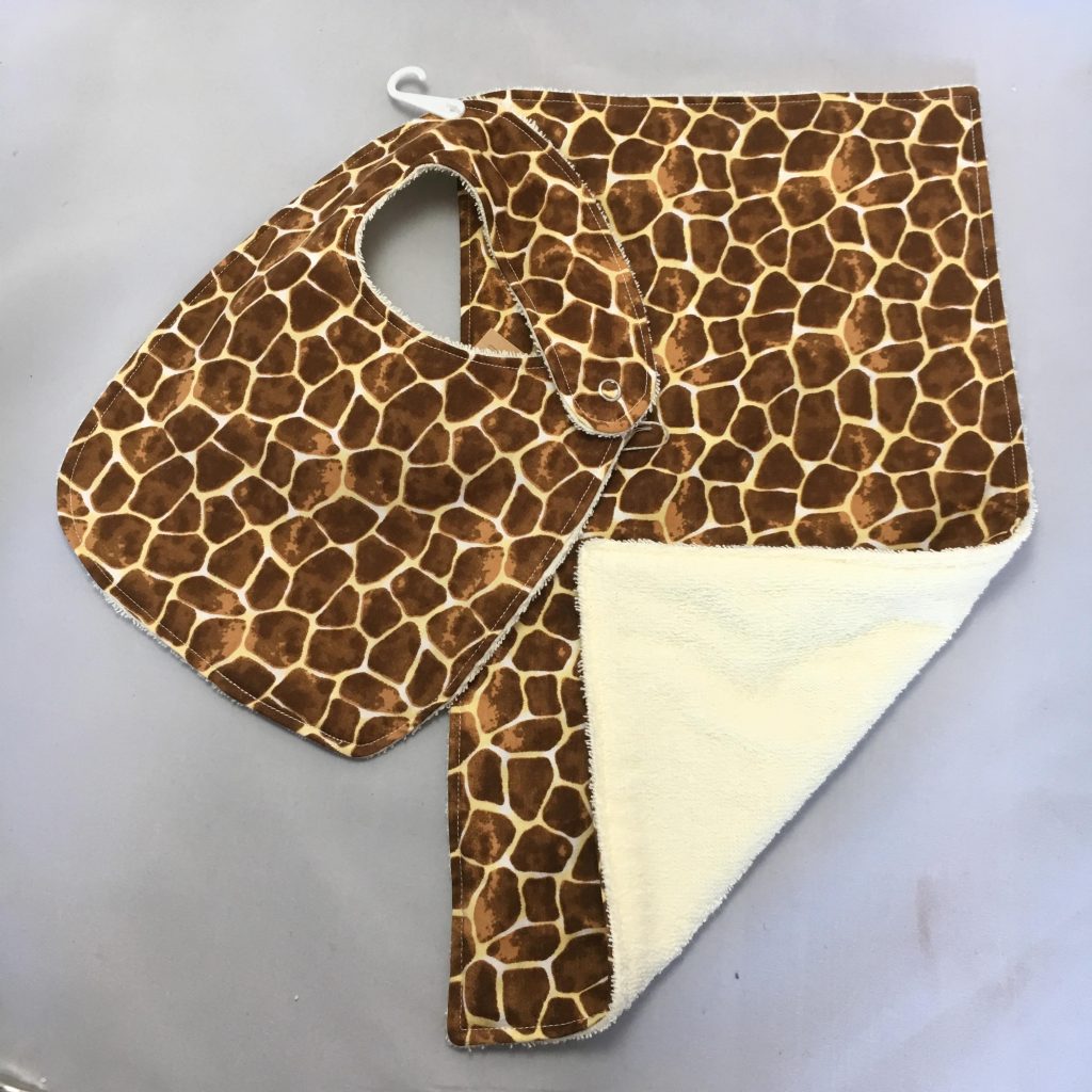 Bib and Burp Cloth Set (Animal Print)